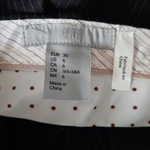 H&M Straight Dress Pants B&W Pin Stripe Sz 6 - Picture 9 of 10